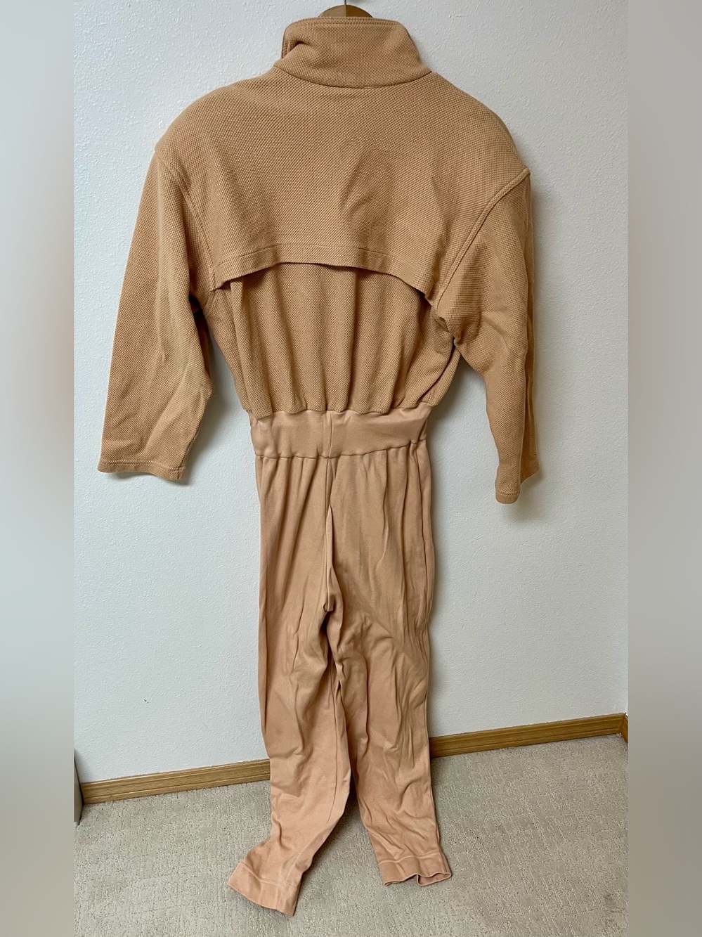 Seattle Gear peach colored Knit Zip-Front Jumpsuit women’s size M - Picture 5 of 5